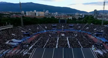 Големият финал на Капките. Две предложения за брак, трима на финала