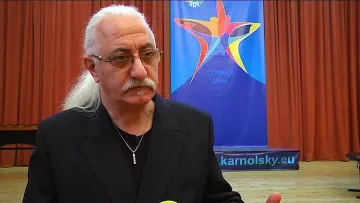 Етиен Леви шокира!Потресаващ тормоз