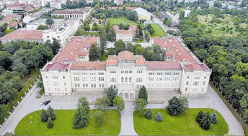 Непознатата история на Военното училище