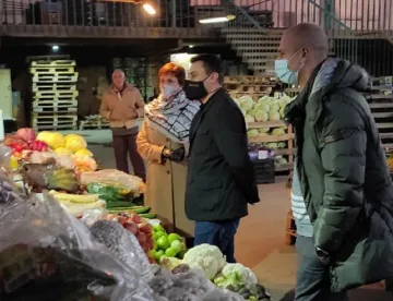 ГЕРБери на пазар. Рекламират правителството