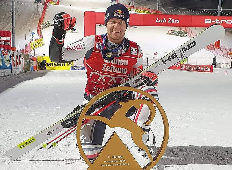 Французин се записа в историята на ските