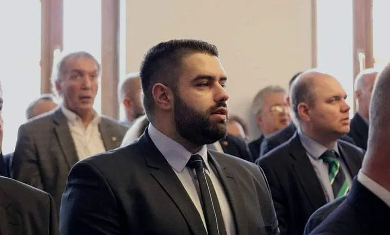 Петко Димитров пита кога ще има пак книжен пазар на Славейков