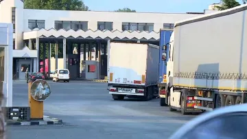 Гърците се смилиха над шофьорите на тирове на ГКПП