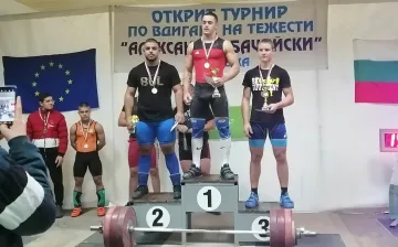 Наш щангист с 4 опита над световния рекорд