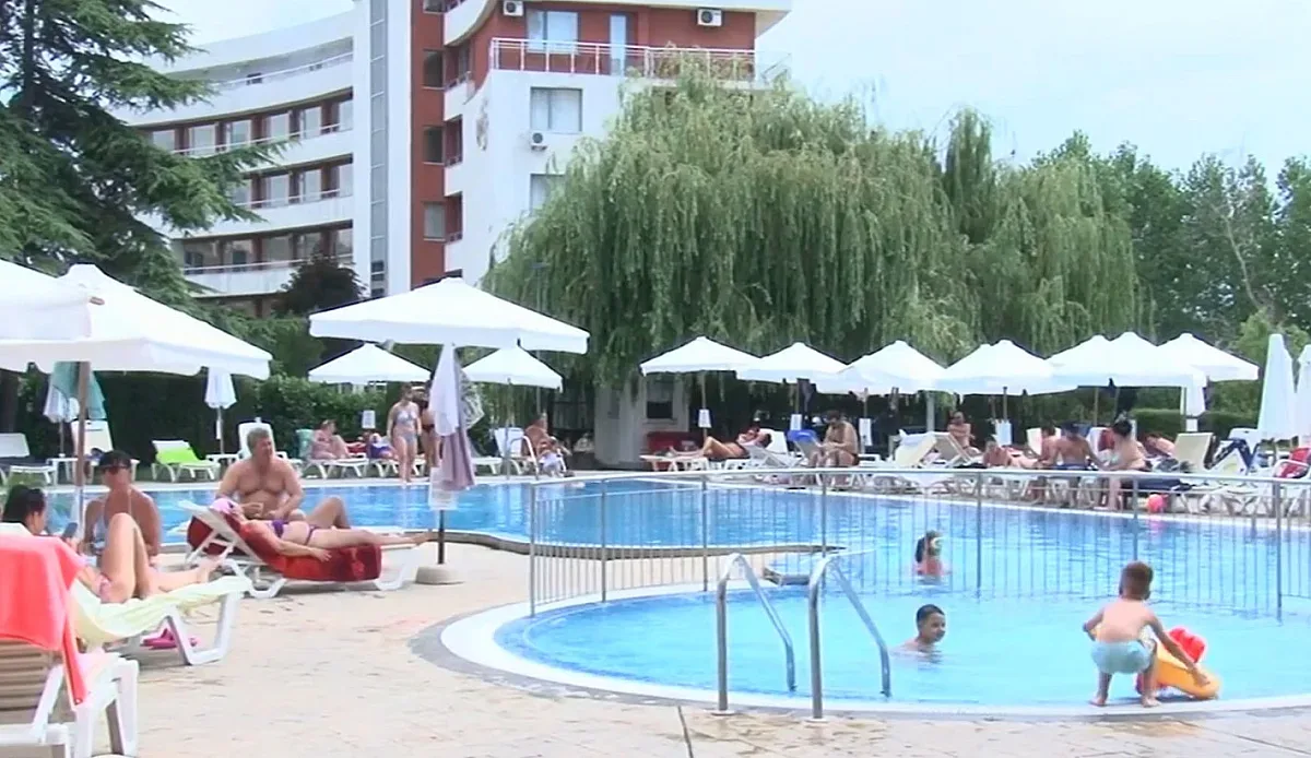 Скок на цените по Черноморието. Кое поскъпва най-много