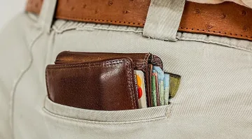 Тези 5 неща в портфейла пречат той да се пълни с пари