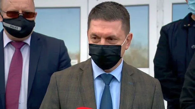 МВР шефът категоричен: Вдигаме заплатите с 15%