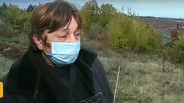 Жената на починалия на стълбите с потресаващ разказ