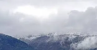 Първи сняг, затвориха проход