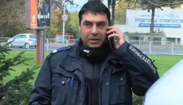 Полицай купи лекарства на семейство под карантина