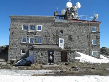 Първи сняг на Витоша. Чакат още валежи