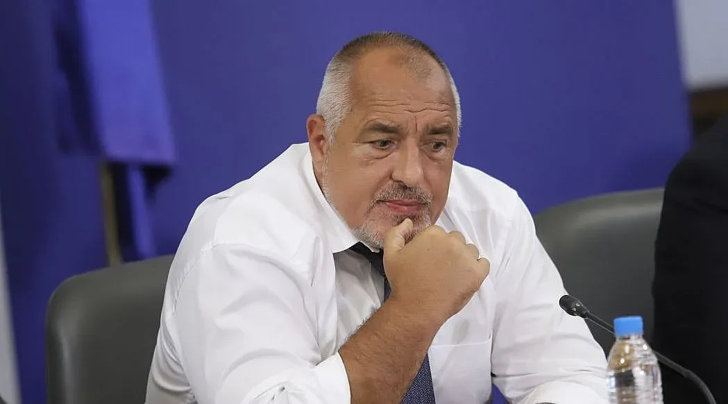 Борисов към полицаите: 15% скок сега, догодина още