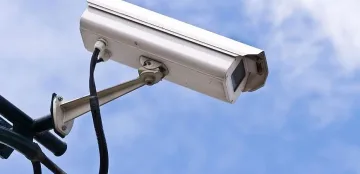 Стотици камери в София дебнат за нарушители