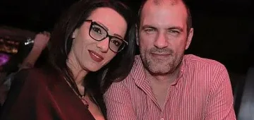 Пейо Пощальона е лудо влюбен в съпруга  № 2