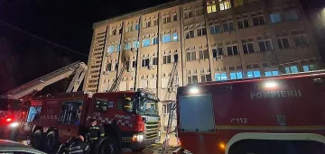 Пожар в болница в Румъния, 10 с Covid-19 загинаха