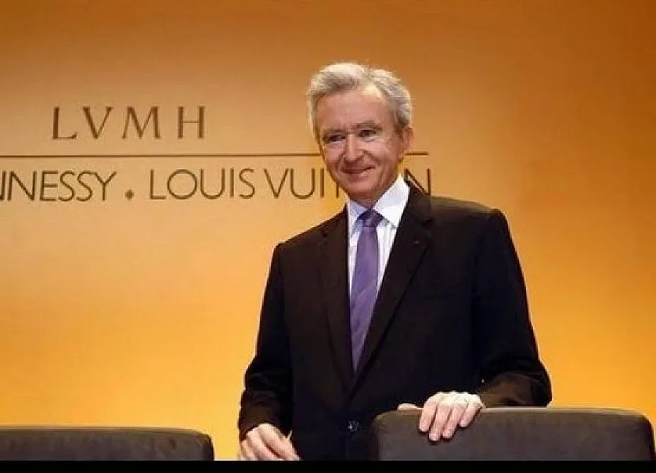 Какво е да имаш $100 млрд.? Петима вече знаят