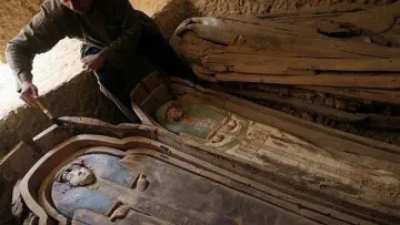 В Египет откриха 100 саркофага с мумии