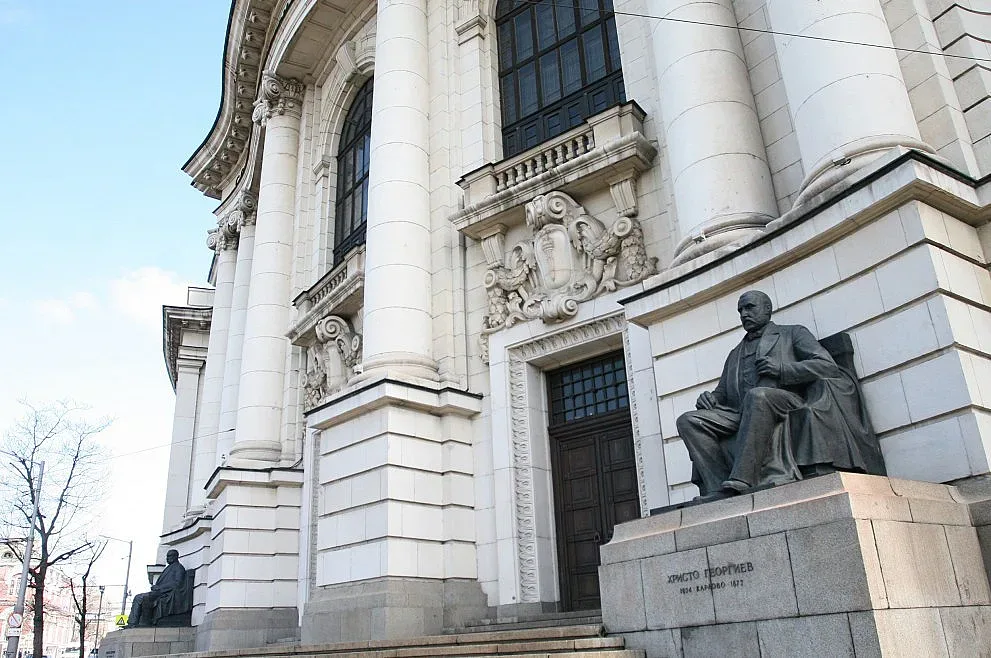 Студенти обвиниха професор за език на омразата