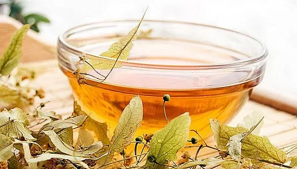 Чаша липов чай сваля кръвното