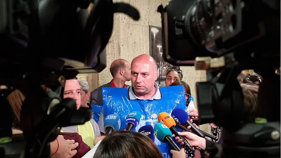 Синдикати поставиха условието за тръгване на градския транспорт