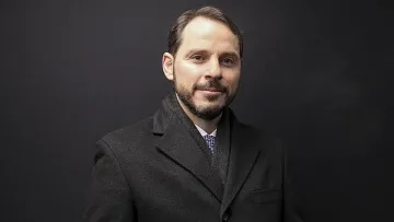 Зетят на Ердоган подаде оставка