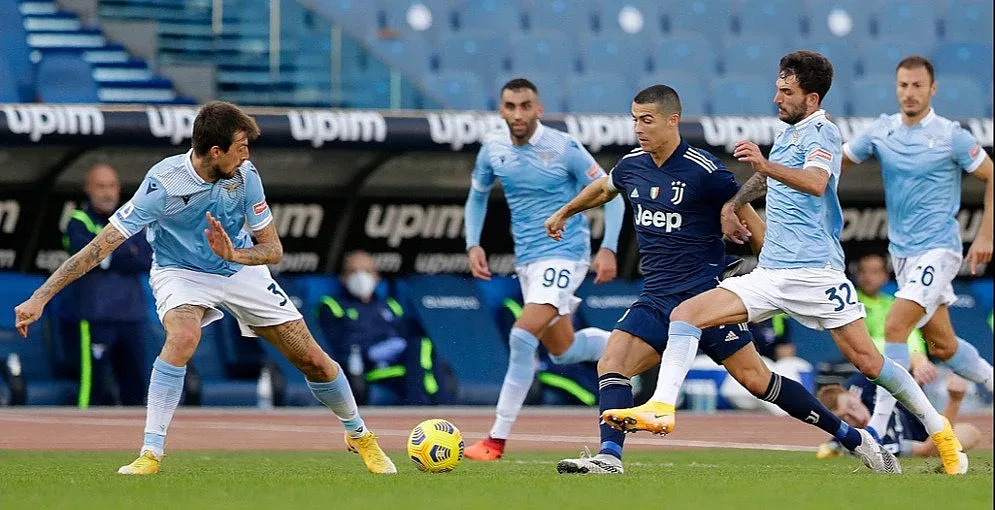 Роналдо вкара,  но се контузи