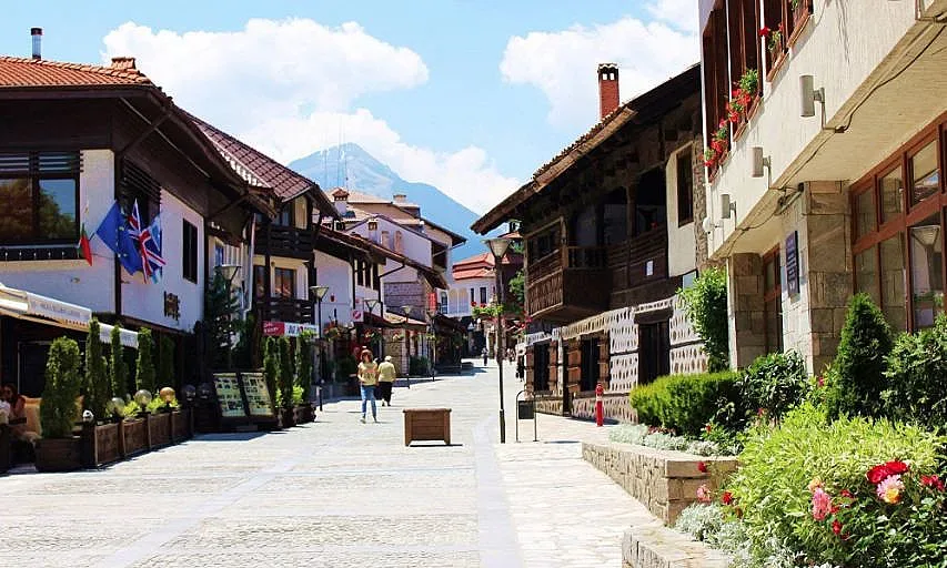 Банско: Хотелите ни да са за възстановяване след К-19