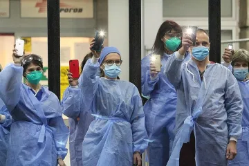 30% повече пари за хората на първа линия