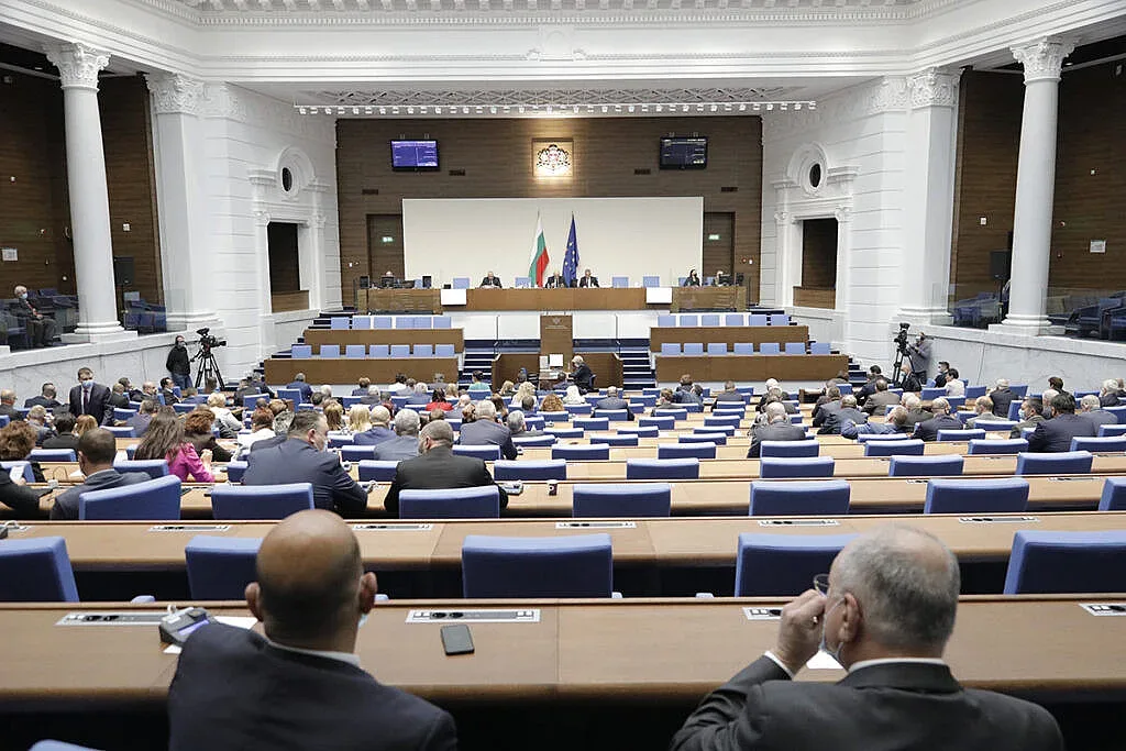 Решено! 300 лв. пенсия от 1 януари