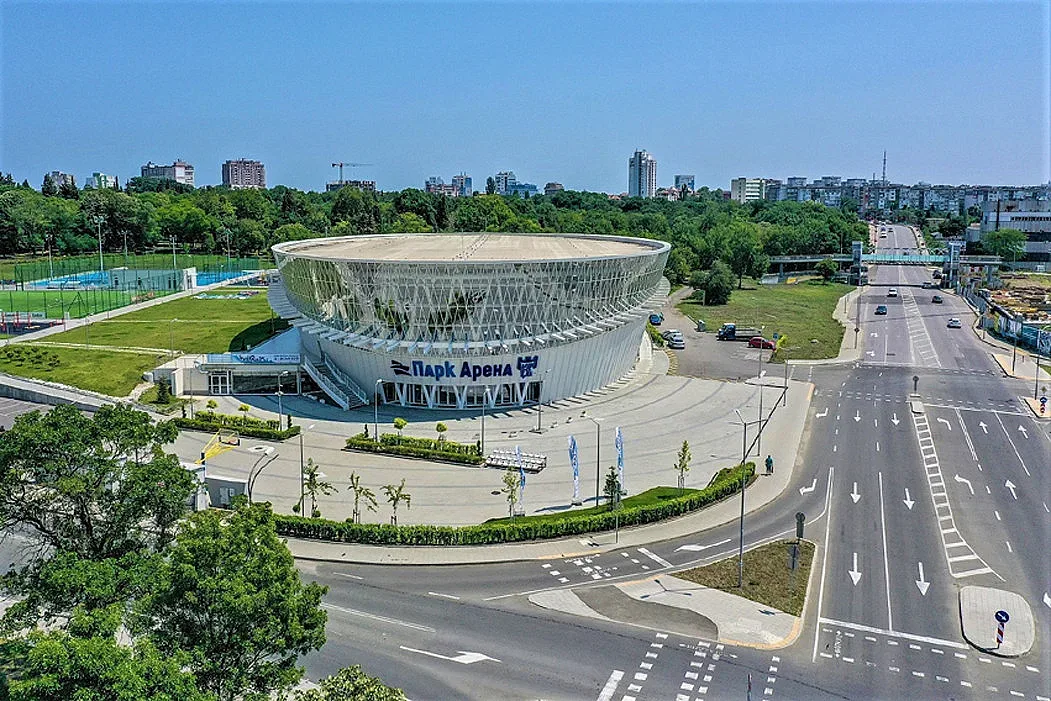 Днес в Бургас започва плувен турнир