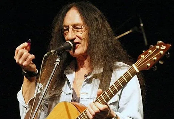 Една легенда си отиде! Кен Хенсли от "Юрая Хийп"