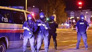 Външно: Българите във Виена да стоят по домовете