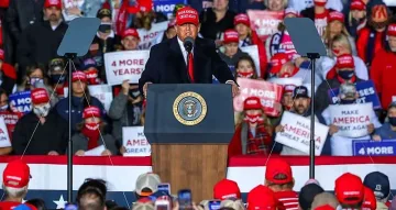 Тръмп зове за мощна републиканска вълна на вота