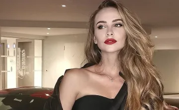 Разкриха коя е дамата с маската, подкрепяща Гришо