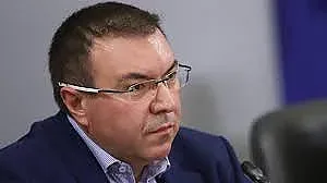 Ангелов бесен на болниците, иска оставка