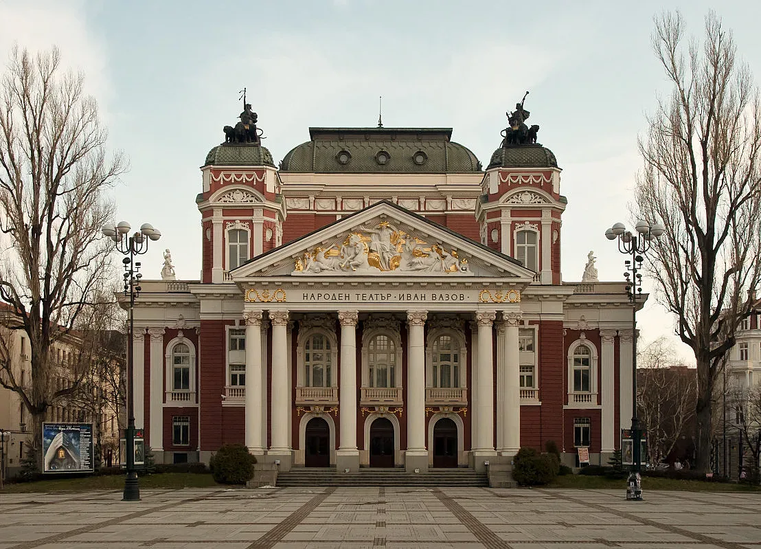 Скандалът трещи! От Народния отвърнаха на Камен Донев
