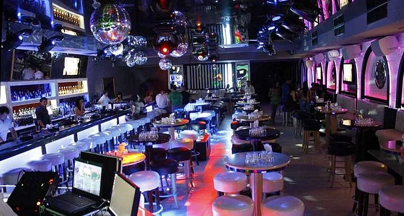 Дискотеки се бунтуват, ще работят през деня