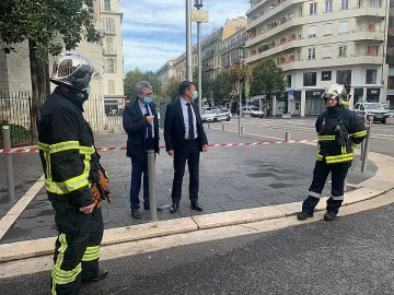 Един убит и ранени до църква в Ница