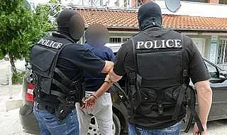 Заключиха кметски син с кокаин в колата