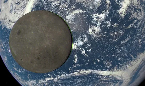 Луната се оказа пълна с вода