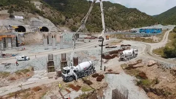 Изкопаха 2/3 от тунел Железница (СНИМКИ)