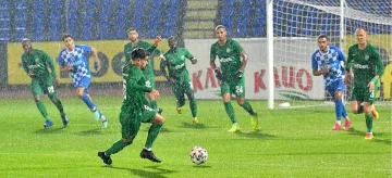 Лудогорец не изпуска Локо (Пд)