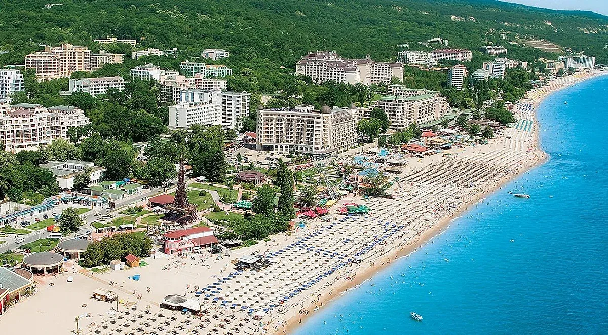 Откриват летния туристически сезон във Варна. Какви са проблемите