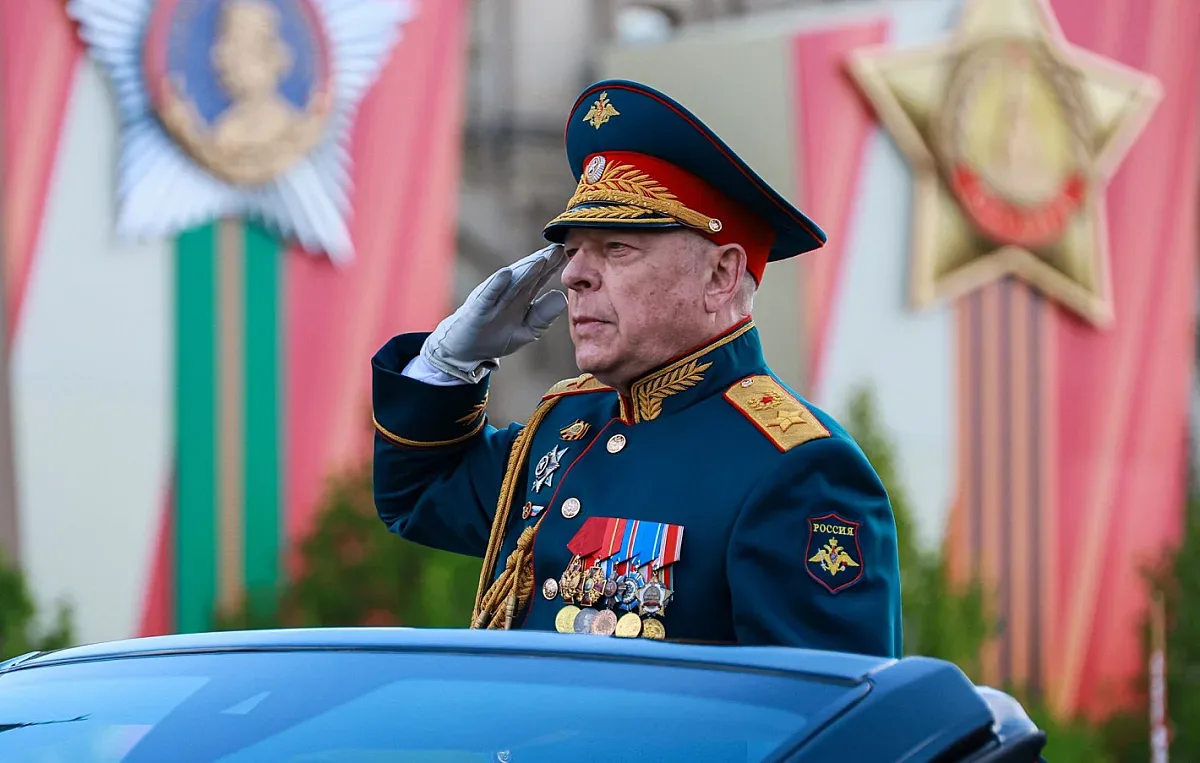 Путин освободи важен военен командир, взе го по-близо до себе си