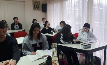 По-дълга ще е есенната ваканция за учениците