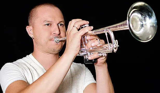 Гъмзата си присади коса