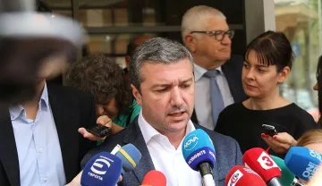 Депутатът Драгомир Стойнев от БСП е с коронавирус