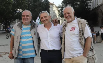 Харизанов даде психодиагноза на "отровното трио"