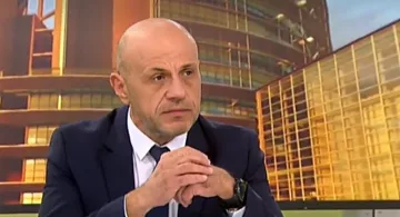 Дончев тъжен - Радев останал без вечеря в Естония