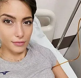 "Мис България" влезе в болница